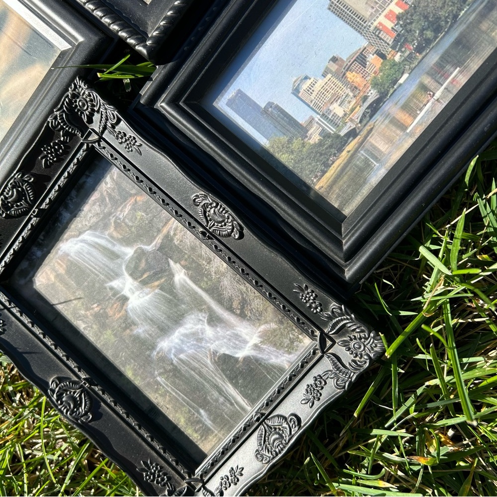 🖤MELANNCO • Collage Picture Frame - Picture 4 of 9